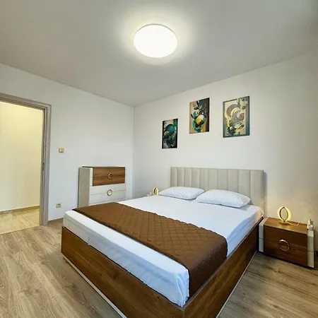 アパートホテル Cabacum Pleasure Beachfront - 50m To And Pool 3*